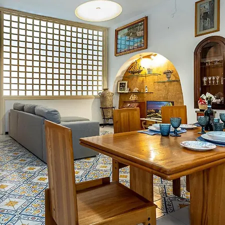 Domus Meme Ferienhaus Sorrent